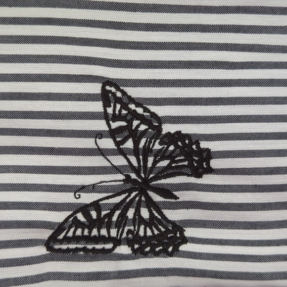 Country Store Striped Embroidered Butterfly Button Down Blouse 1X Gray White - Picture 3 of 16